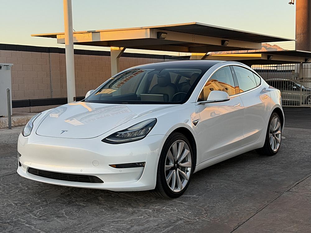 tesla model 3 2018 5YJ3E1EA5JF050899 image tesla model 3 2018 5YJ3E1EA5JF050899 image